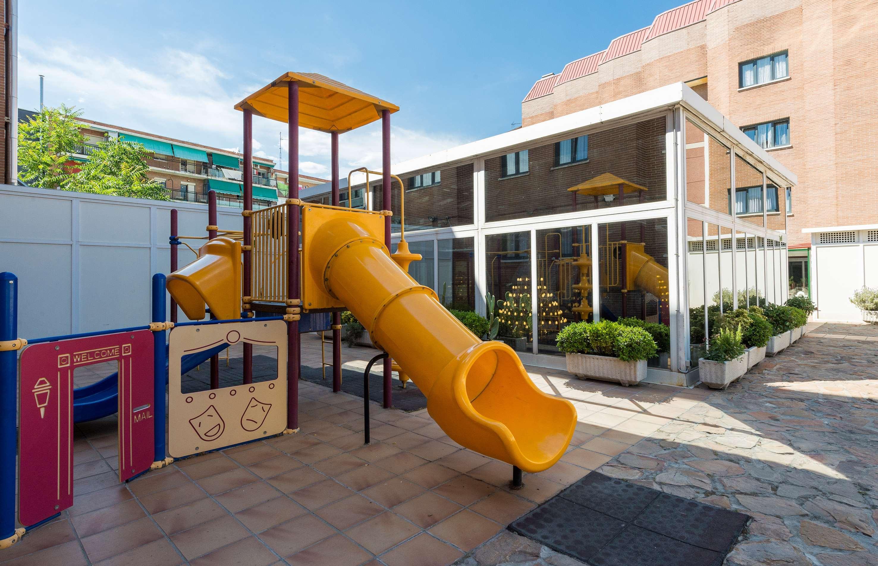 Hotel Madrid Leganes Affiliated By Melia Exterior foto