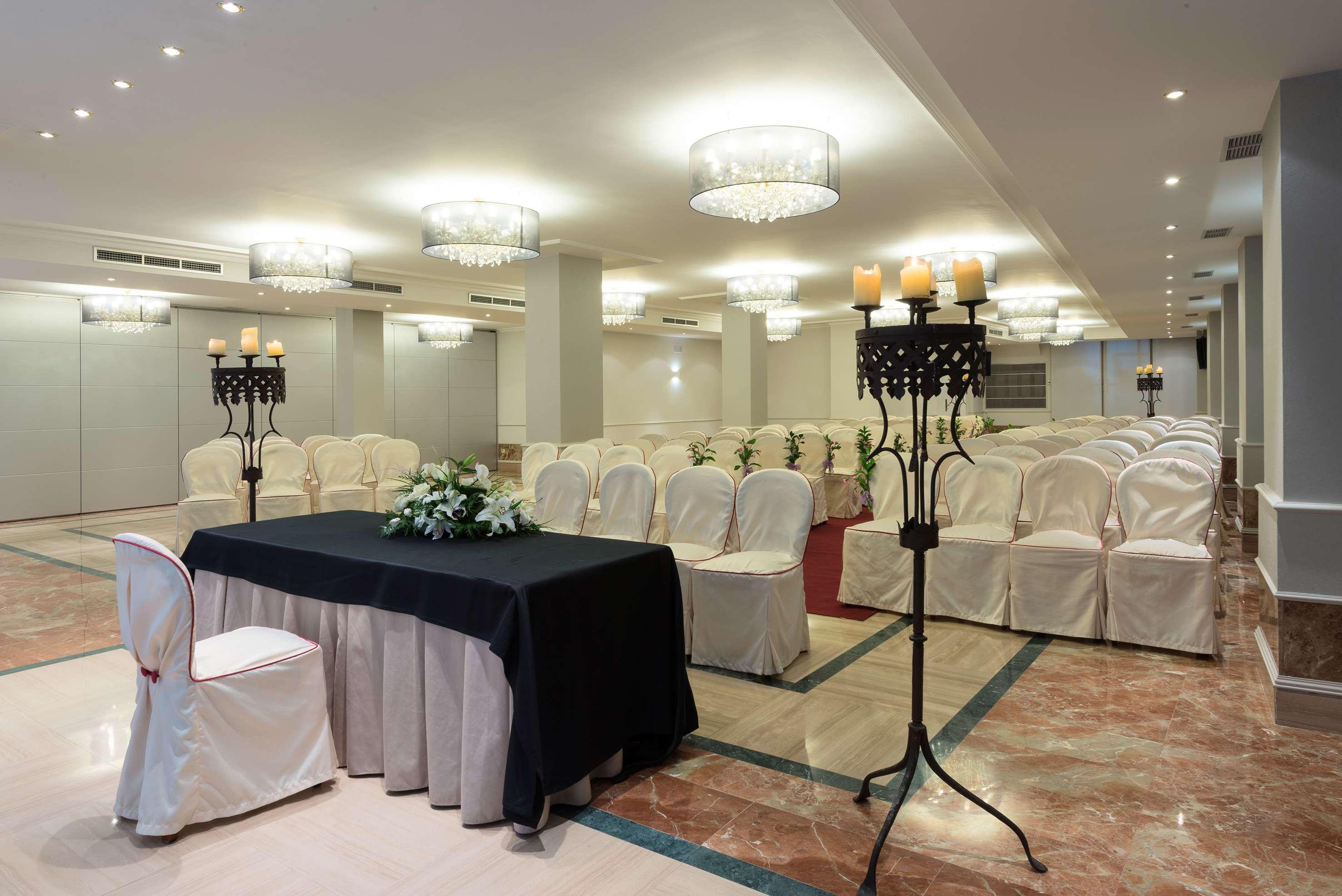 Hotel Madrid Leganes Affiliated By Melia Exterior foto