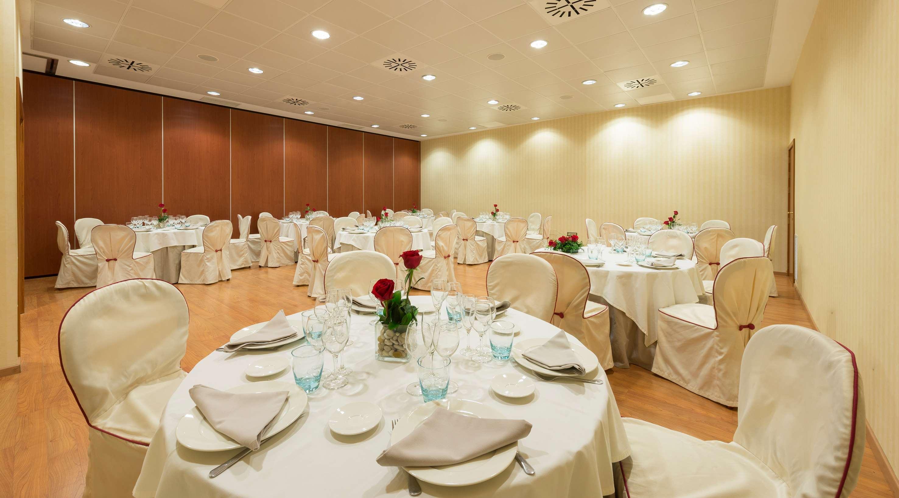 Hotel Madrid Leganes Affiliated By Melia Exterior foto